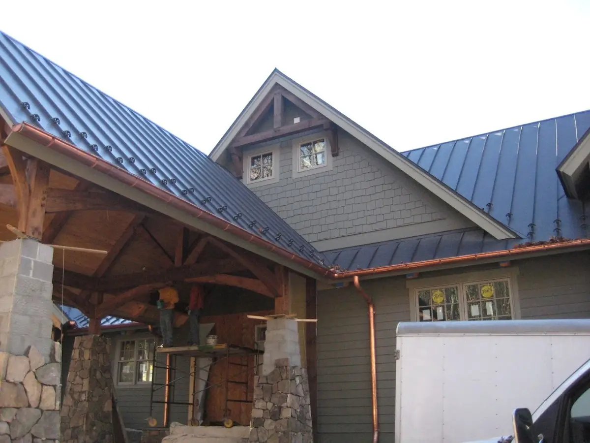 Craftsman Roofing team delivering quality roofing work in Beverly Forest